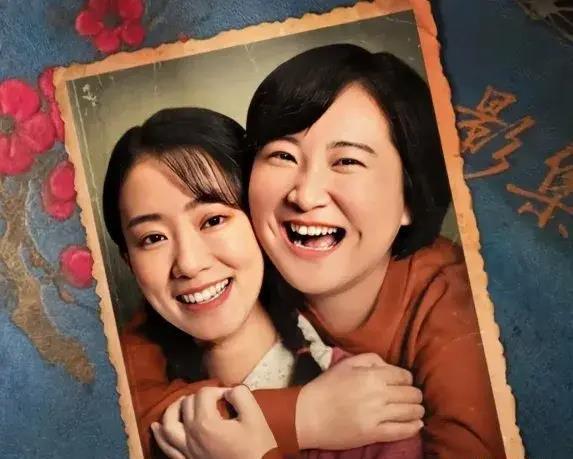 吃瓜进娱乐圈红了,意外走红娱乐圈的跨界传奇